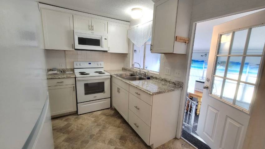 168 Juniper Drive West a Dundee, FL Mobile or Manufactured Home for Sale